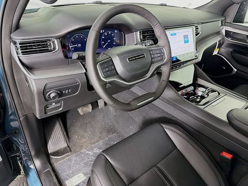 New 2026 Jeep Grand Wagoneer L Limited AWD/4WD image 9