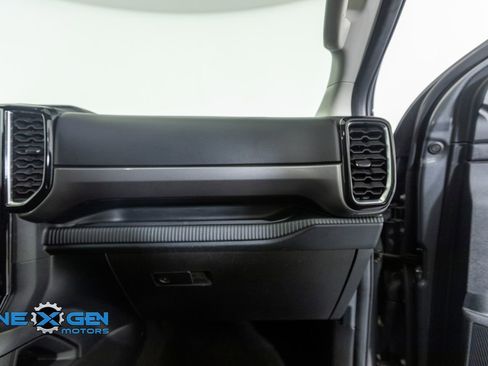 Used 2024 Ford Ranger XLT AWD/4WD image 41