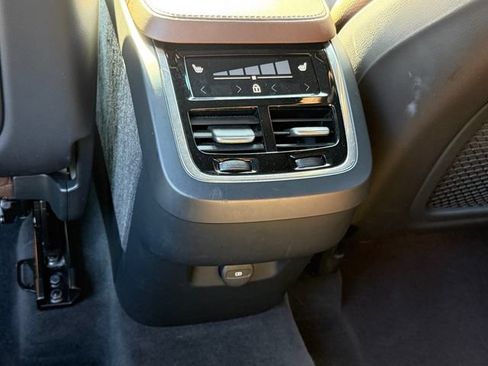 Certified 2024 Volvo XC90 B5 Plus w/ Protection Package AWD/4WD image 15