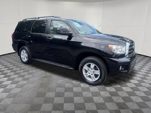 Used 2012 Toyota Sequoia SR5 AWD/4WD image 5
