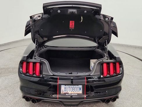 Used 2017 Ford Mustang Shelby GT350R w/ GT350R Equipment Group 920A RWD image 22
