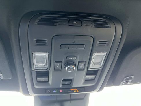 Certified 2023 Cadillac Escalade ESV Sport w/ Touring Package image 39