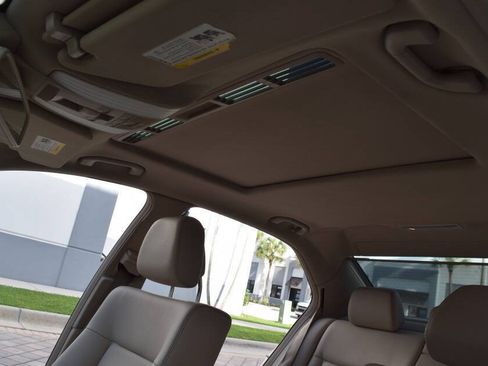 Used 2014 Mercedes-Benz E 350 4MATIC Sedan image 76