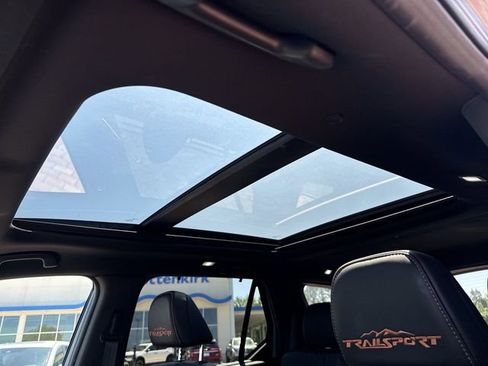Certified 2025 Honda Pilot TrailSport image 23