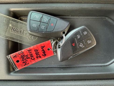 Used 2024 Chevrolet Silverado 2500 LTZ image 51