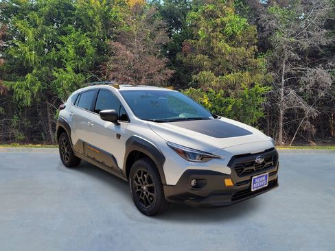 New 2026 Subaru Crosstrek 2.5i Wilderness w/ Crosstrek Mirror Package AWD/4WD image 15