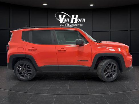 Used 2021 Jeep Renegade Latitude AWD/4WD image 8