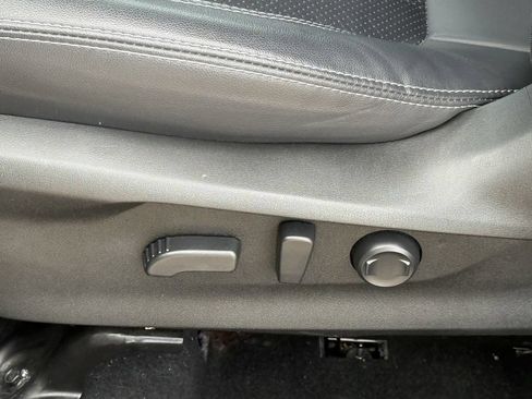 Used 2023 Subaru Forester Limited AWD/4WD image 8