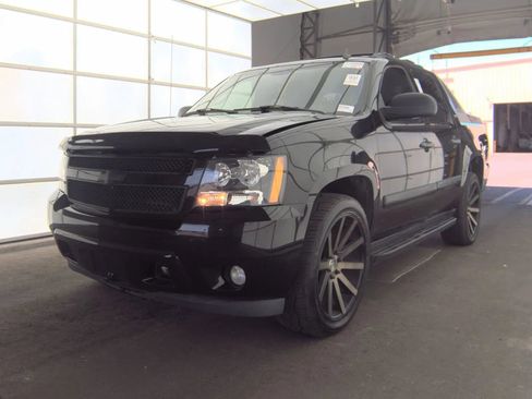 Used 2008 Chevrolet Avalanche LTZ w/ LTZ Preferred Equipment Group RWD image 1