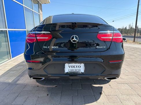 Used 2019 Mercedes-Benz GLC 300 4MATIC Coupe image 6