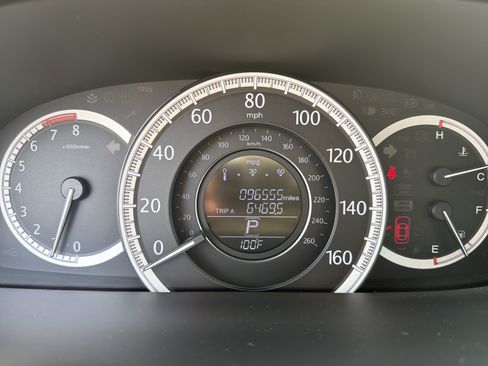 Used 2015 Honda Accord EX-L image 24