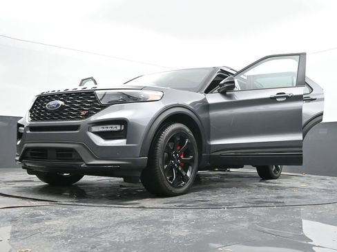 Used 2024 Ford Explorer ST w/ Equipment Group 401A image 90