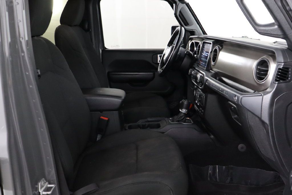 Used 2021 Jeep Wrangler Unlimited Sport w/ Sun And Sound Package AWD/4WD image 18