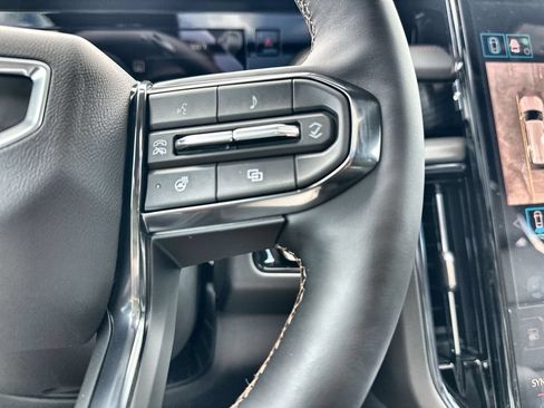 New 2026 GMC Yukon AT4 w/ AT4 Premium Plus Package AWD/4WD image 32
