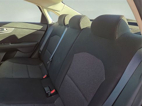 Used 2024 Kia Forte LXS image 18