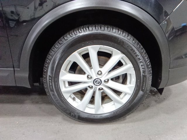 Used 2019 Nissan Rogue Sport SV w/ All-Weather Package AWD/4WD image 30