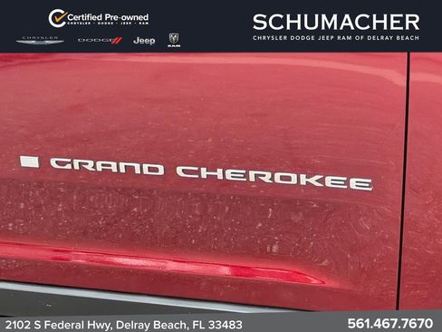 Used 2022 Jeep Grand Cherokee L Limited AWD/4WD image 10