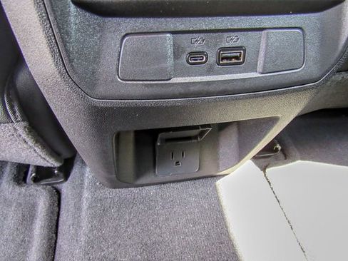 New 2025 GMC Canyon AT4 w/ Nightfall Edition image 18