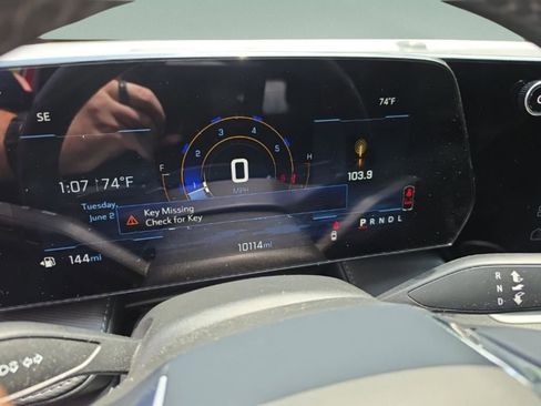 Used 2025 Chevrolet Equinox LT FWD image 21