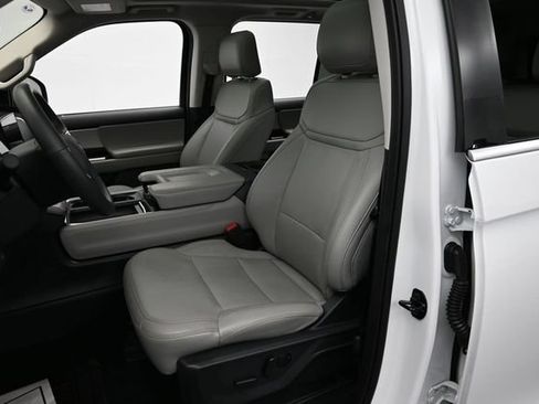 Certified 2025 Ford Expedition Max Active AWD/4WD image 11