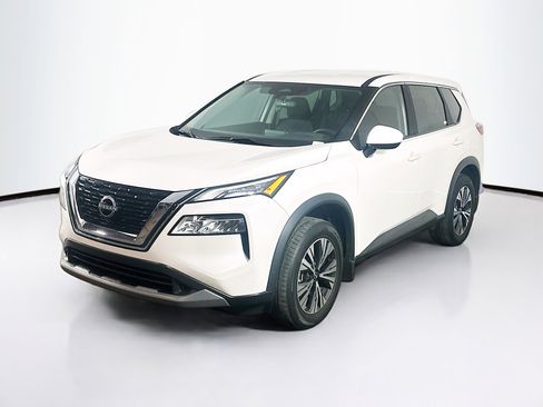 Used 2023 Nissan Rogue SV FWD image 3
