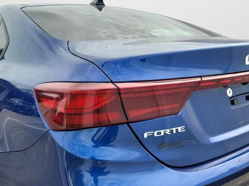Used 2023 Kia Forte LXS FWD image 12