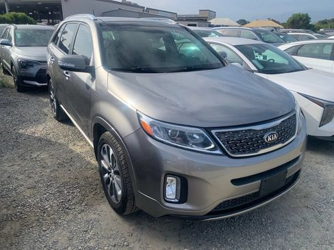Used 2014 Kia Sorento SX FWD image 4