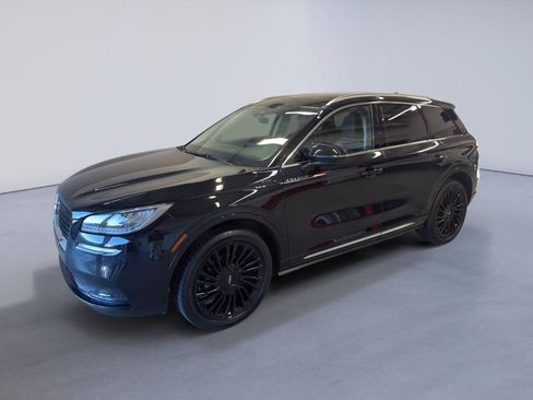 Used 2021 Lincoln Corsair Reserve AWD/4WD image 3
