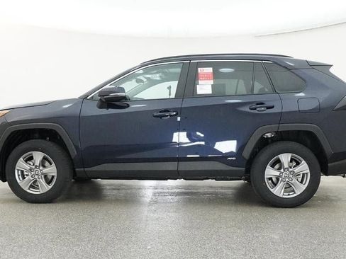 New 2025 Toyota RAV4 XLE image 19