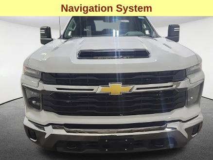 Used 2026 Chevrolet Silverado 2500 LT AWD/4WD image 4