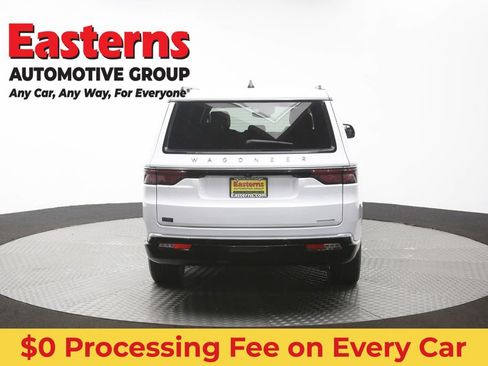 Used 2024 Jeep Wagoneer L Series II RWD image 41