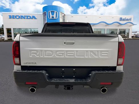 New 2026 Honda Ridgeline Black Edition image 4