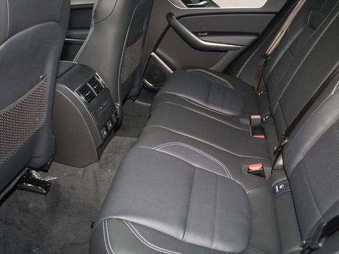 New 2026 Jaguar F-PACE R-Dynamic S image 5