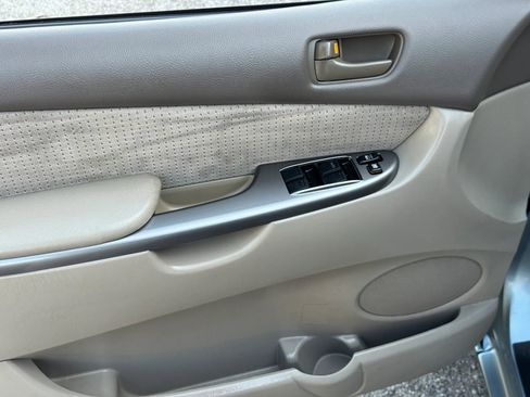 Used 2008 Toyota Sienna LE FWD image 11