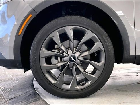 Used 2023 Kia Sorento X-Line EX image 9