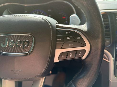 Used 2018 Jeep Grand Cherokee Trackhawk image 19