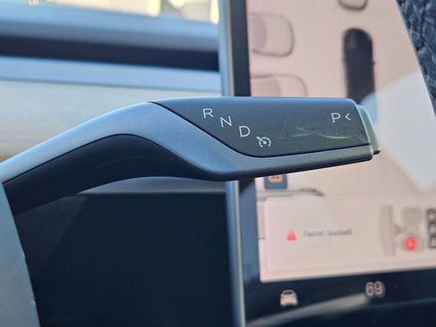 Used 2020 Tesla Model Y Long Range AWD/4WD image 10