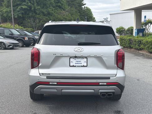 Used 2024 Hyundai Palisade SEL FWD image 6