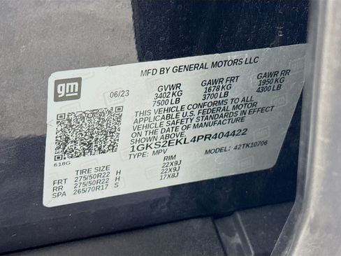 Used 2023 GMC Yukon Denali Ultimate AWD/4WD image 32