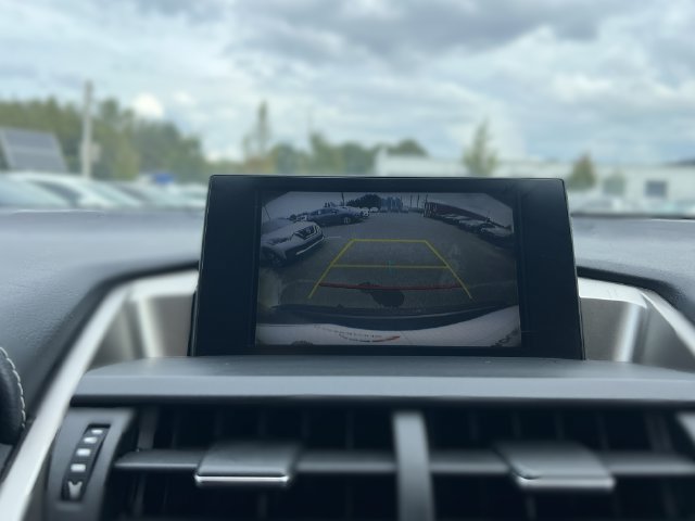 Used 2015 Lexus NX 200t FWD w/ Luxury Package image 21