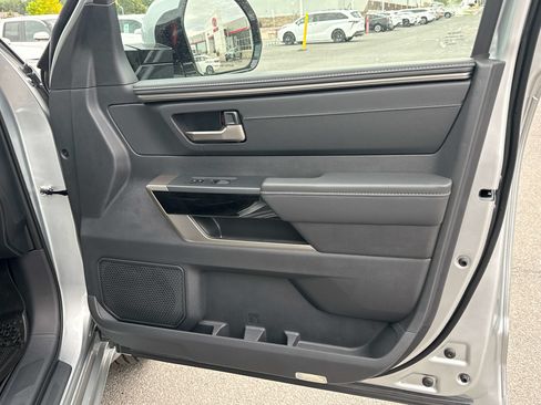 New 2026 Toyota Tundra Limited AWD/4WD image 16