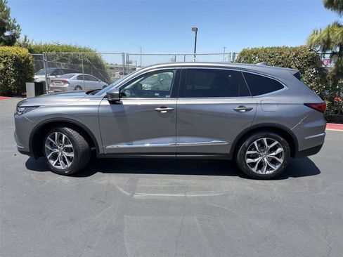 Used 2023 Acura MDX FWD w/ Technology Package image 3