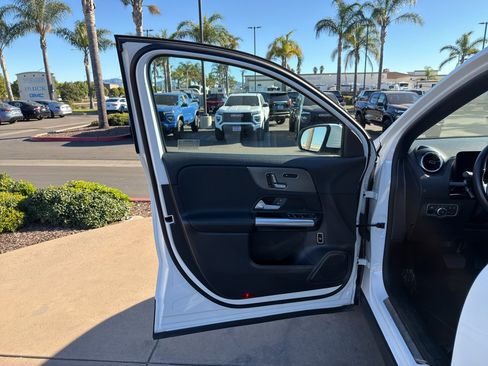 Used 2023 Mercedes-Benz GLA 250 image 11