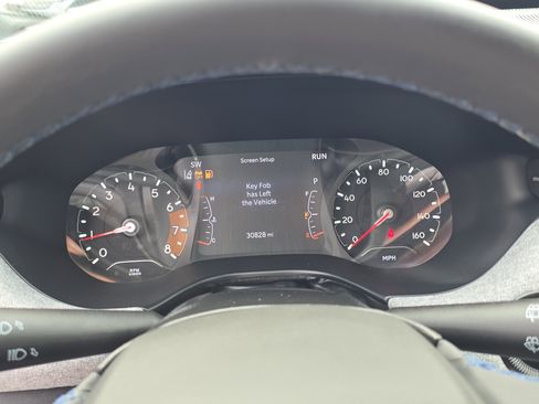 Used 2022 Jeep Compass Latitude image 31