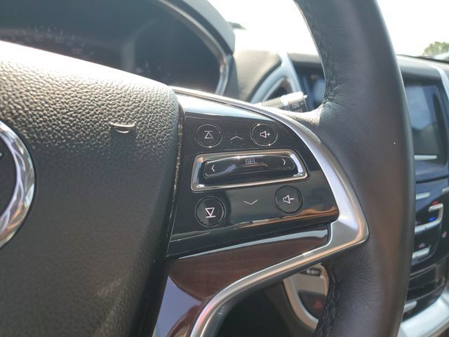 Used 2015 Cadillac SRX Luxury w/ Driver Awareness Package FWD image 23