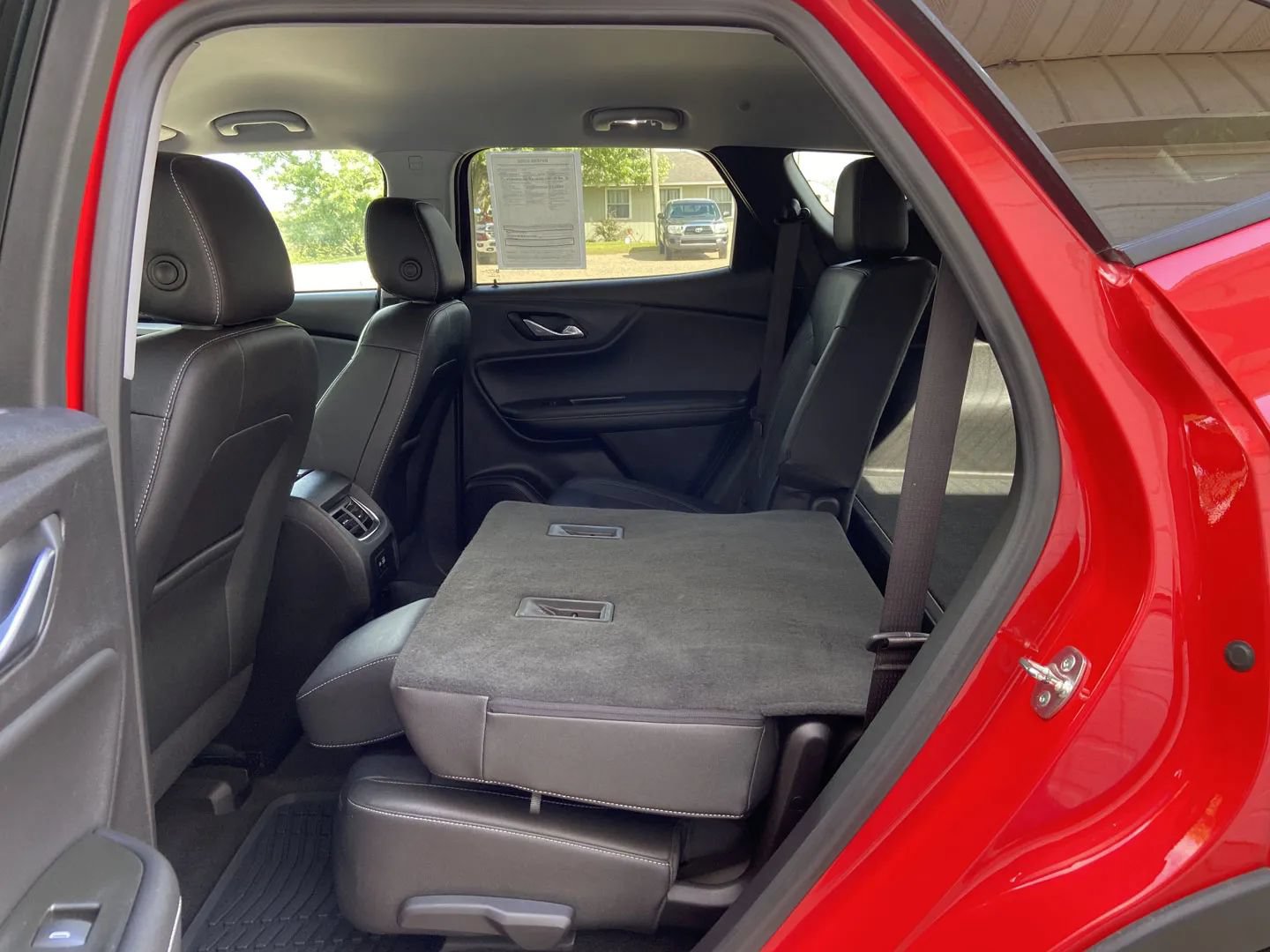 Used 2024 Chevrolet Blazer LT AWD/4WD image 27