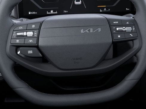 New 2025 Kia K4 EX image 22