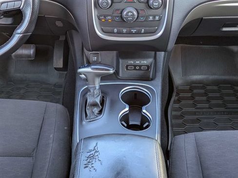 Used 2020 Dodge Durango SXT w/ 3rd Row Seating Group AWD/4WD image 18