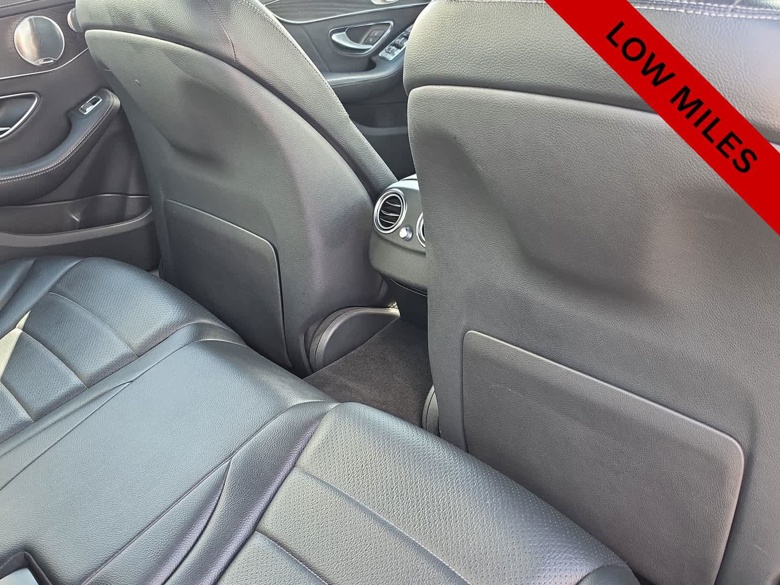 Used 2015 Mercedes-Benz C 300 4MATIC Sedan image 7