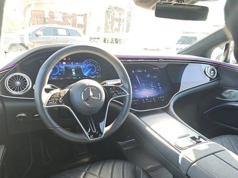 Certified 2023 Mercedes-Benz EQS 580 4MATIC Sedan image 13